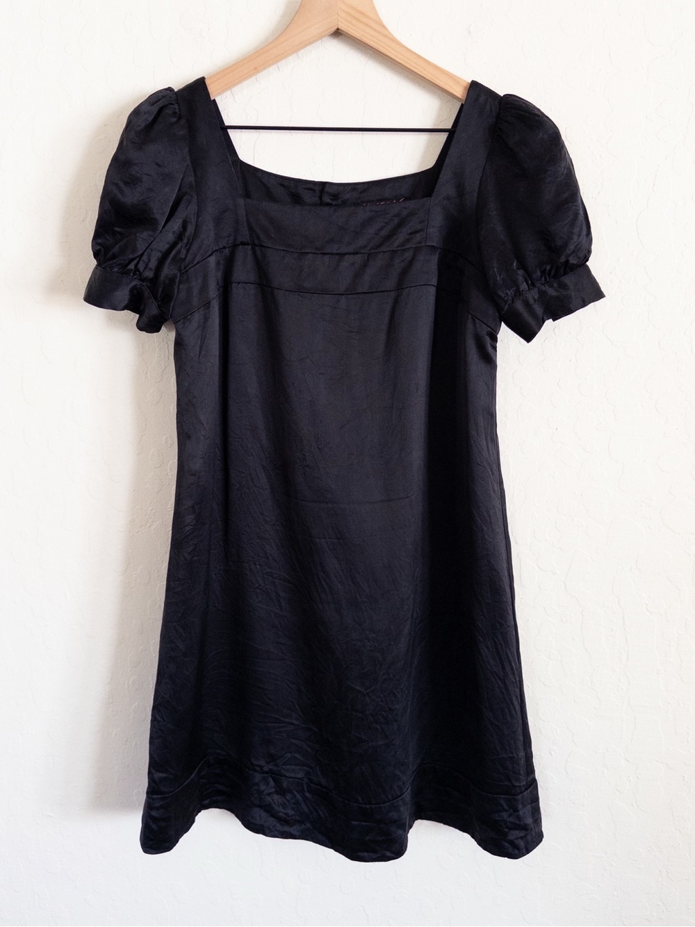 Vintage 90s Y2K Betsey Johnson 100% Silk Short Puff Sleeve Mini Dress 4 Black
